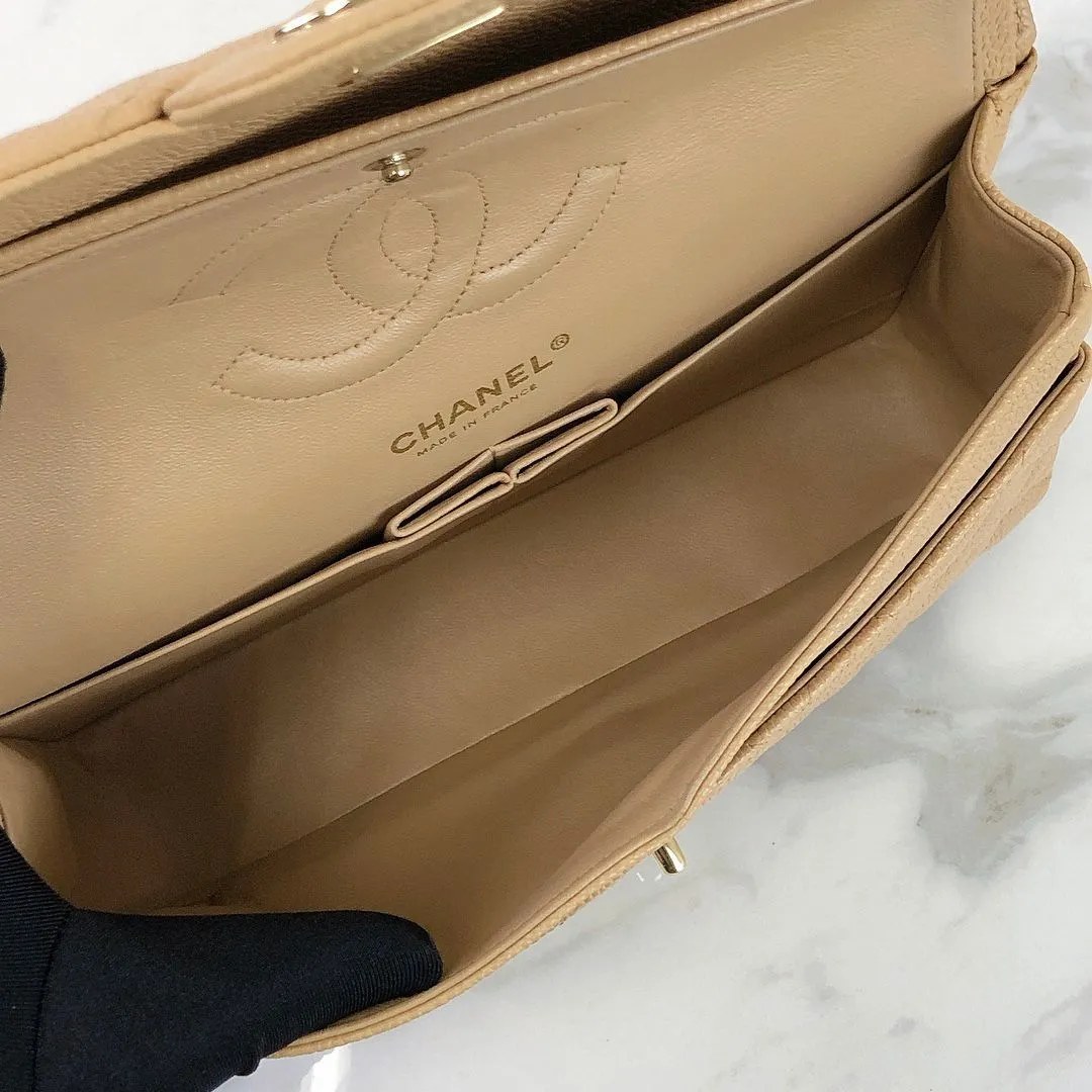 Chanel Vintage Timeless Classic Medium M/L