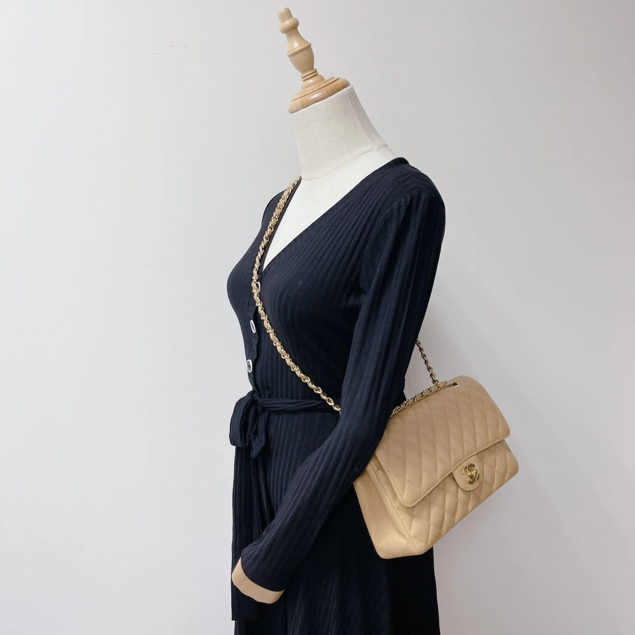 Chanel Vintage Timeless Classic Medium M/L