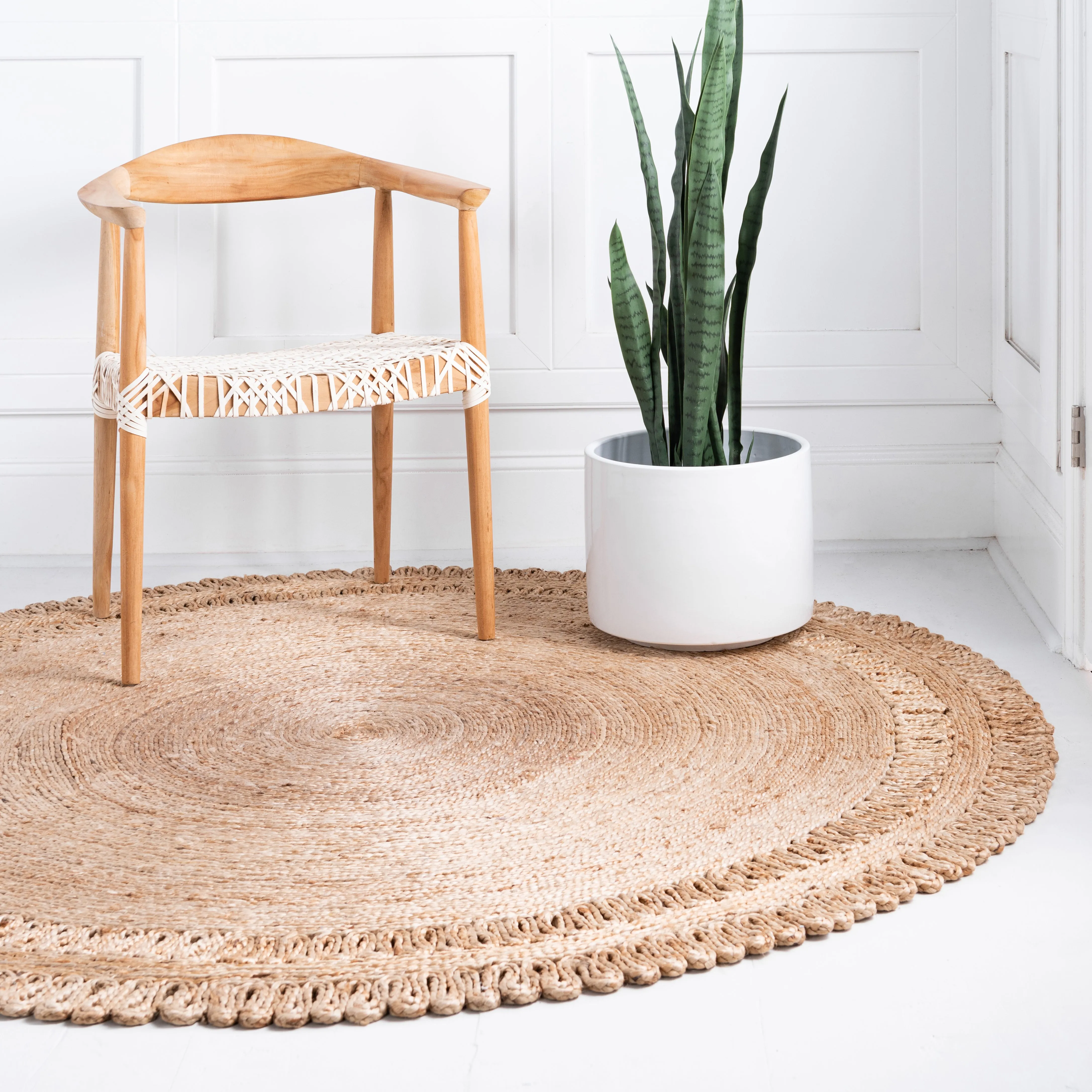Floral Braided Jute Rug