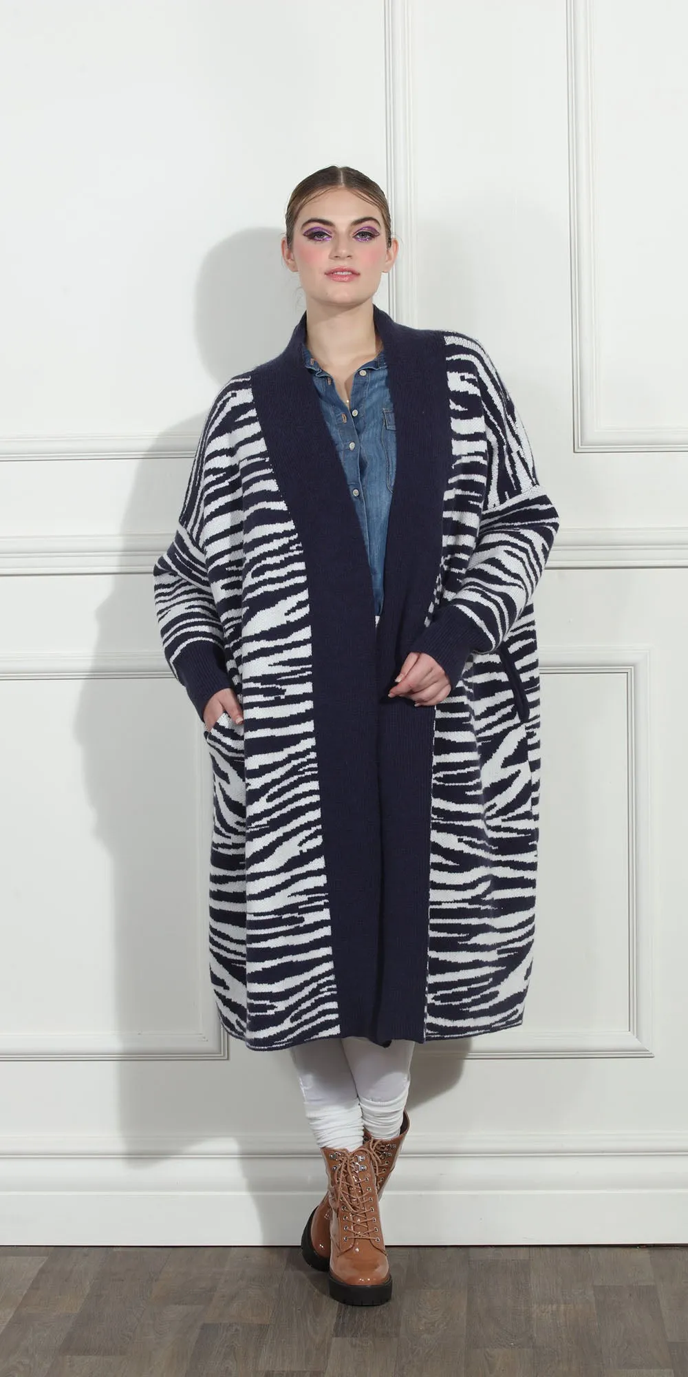 Luxe Moda LM259 - Navy White - Animal Print Knit Coat