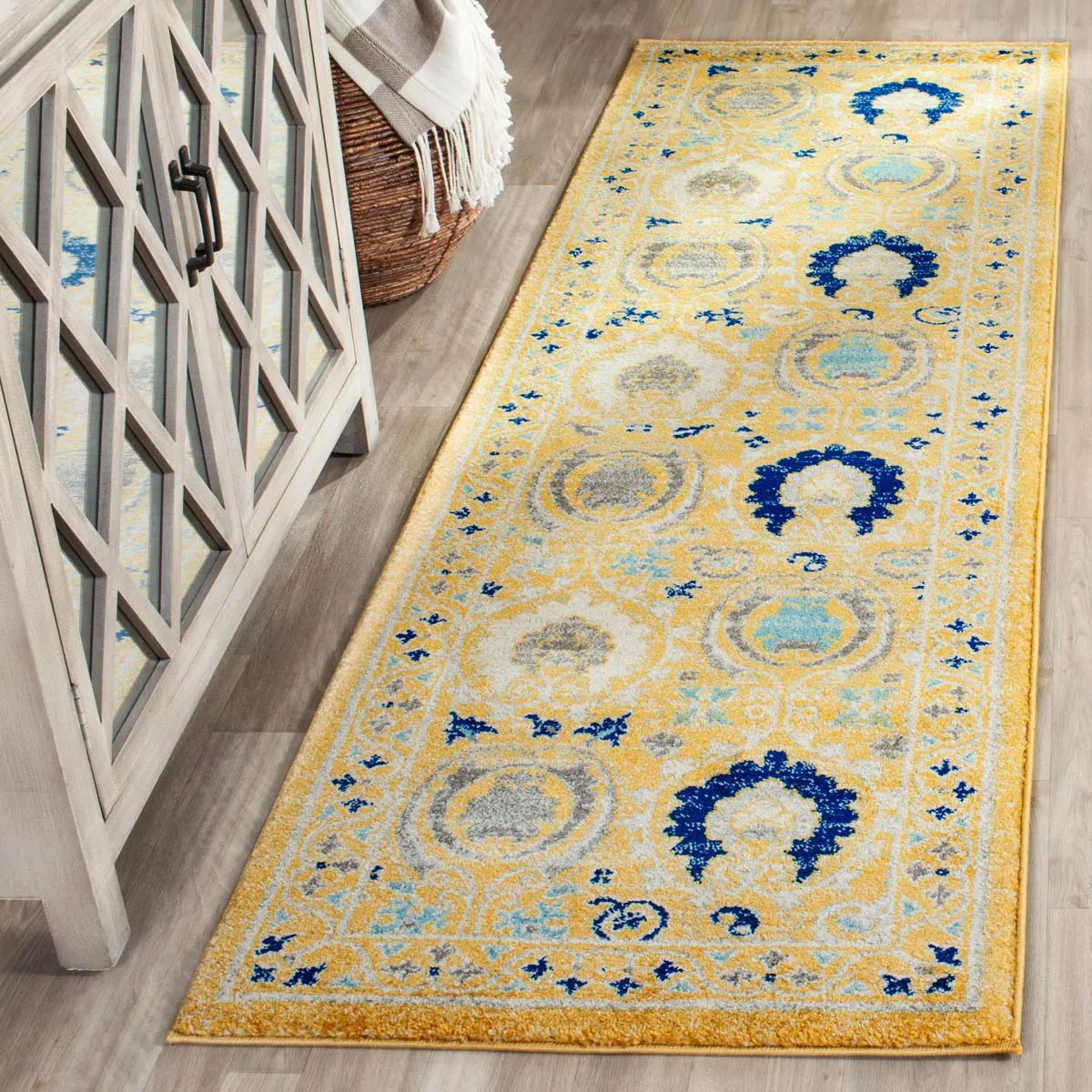 Safavieh Evoke 251 Rug, EVK251