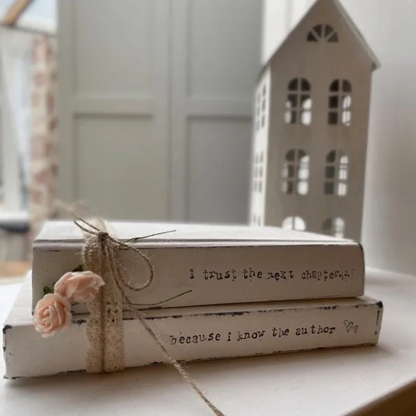 Wooden Stack of Books Lg with Lace - I Know the Author 12668